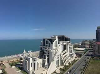 Апарт-отели Batumi-Volna Батуми Апартаменты-студио с видом на море-2